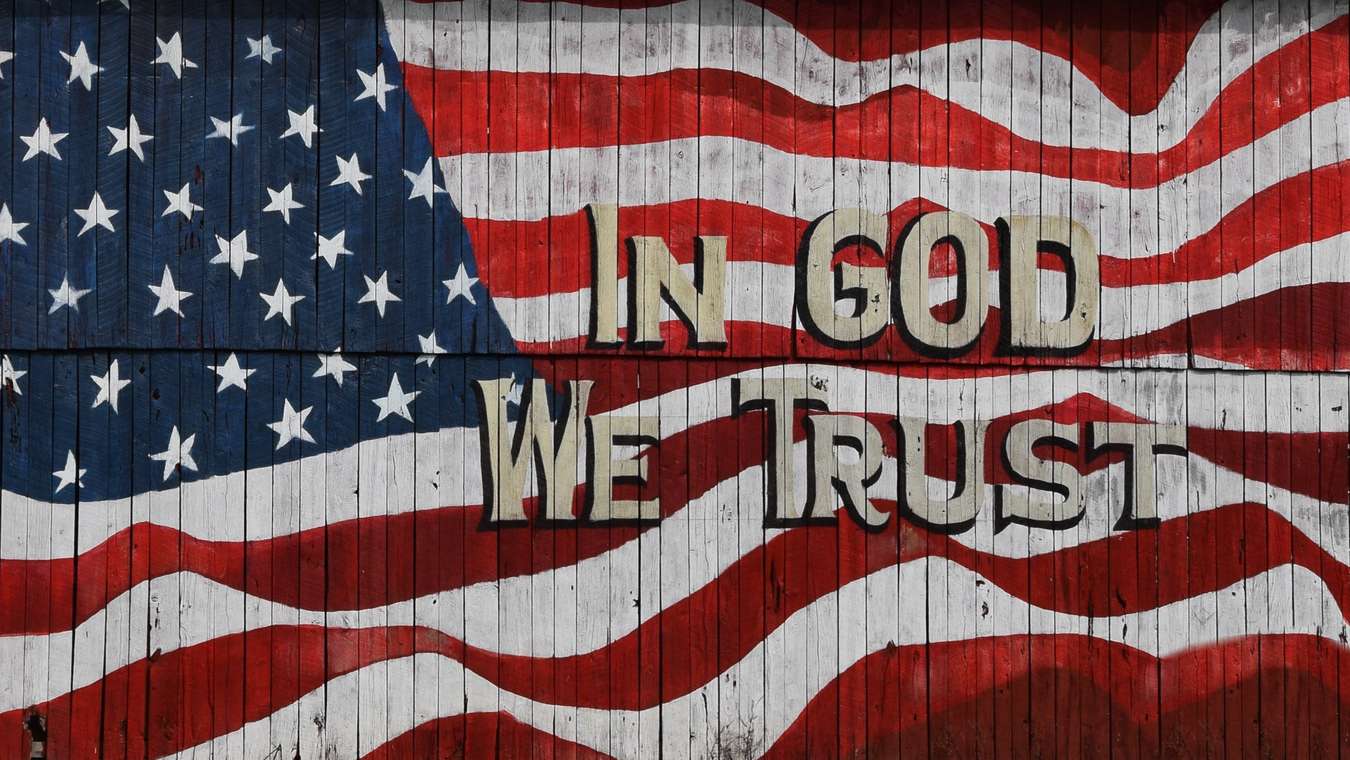 Trump followers fighting the new Texas 'In God We Trust' law | The Spoof