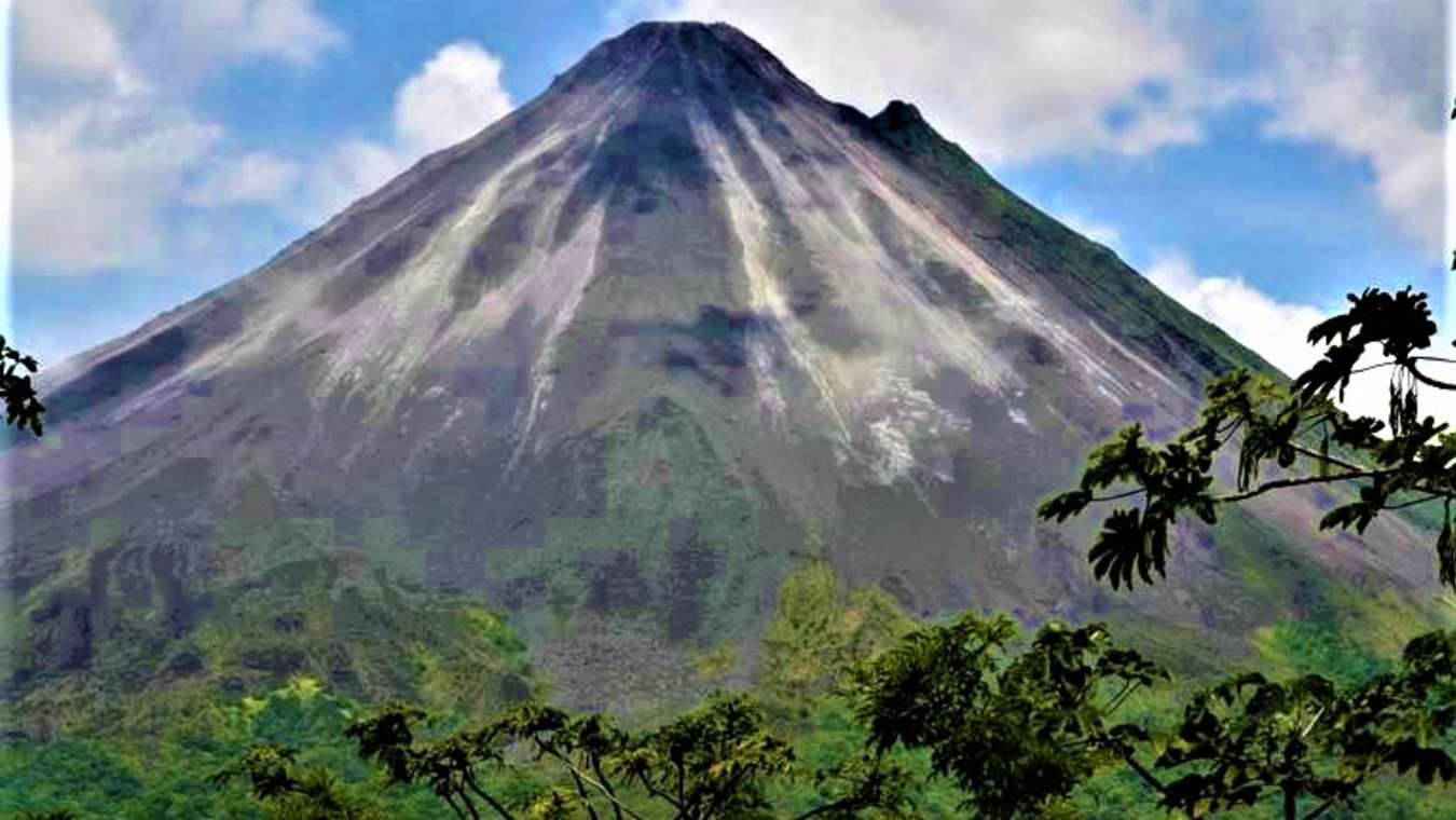 Alabama caps state's only volcano | The Spoof