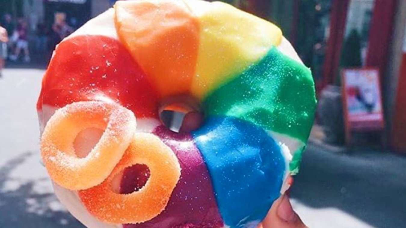 First gay Dunkin’ Donuts opens in Cincinnati! The Spoof